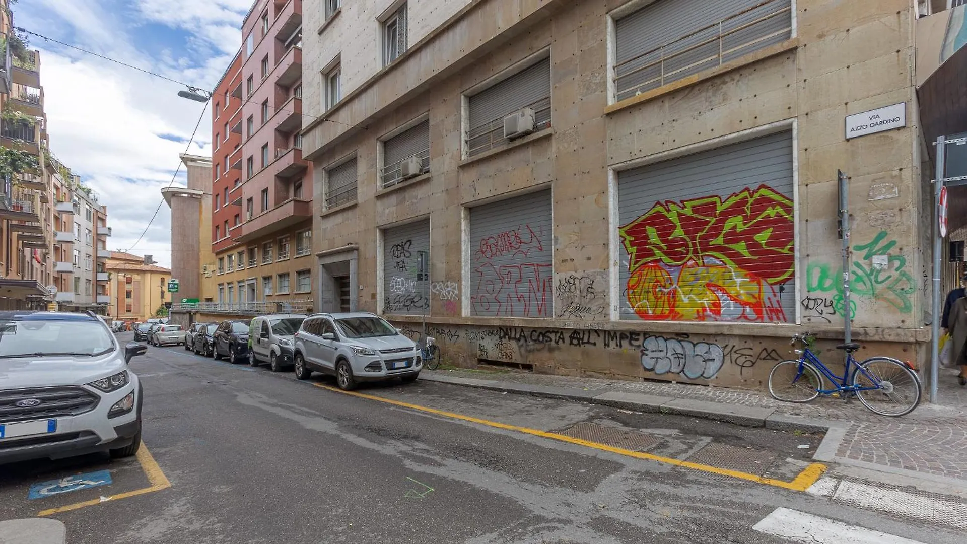 Matinum Central & Spacious Apartment Bologna 0*,  Italy