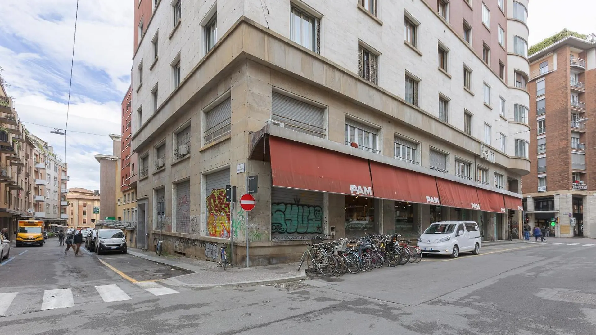 Matinum Central & Spacious Apartment Bologna