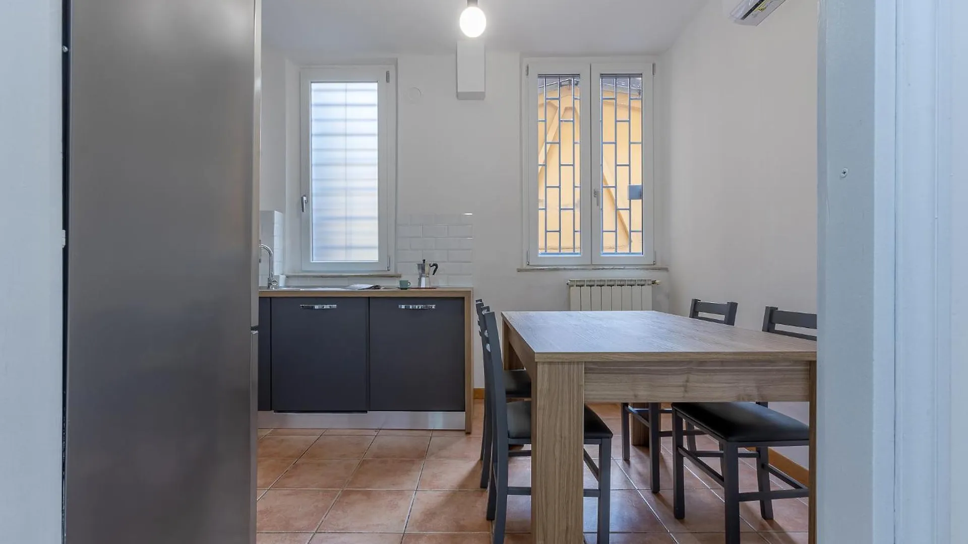 Matinum Central & Spacious Apartment Bologna Italy