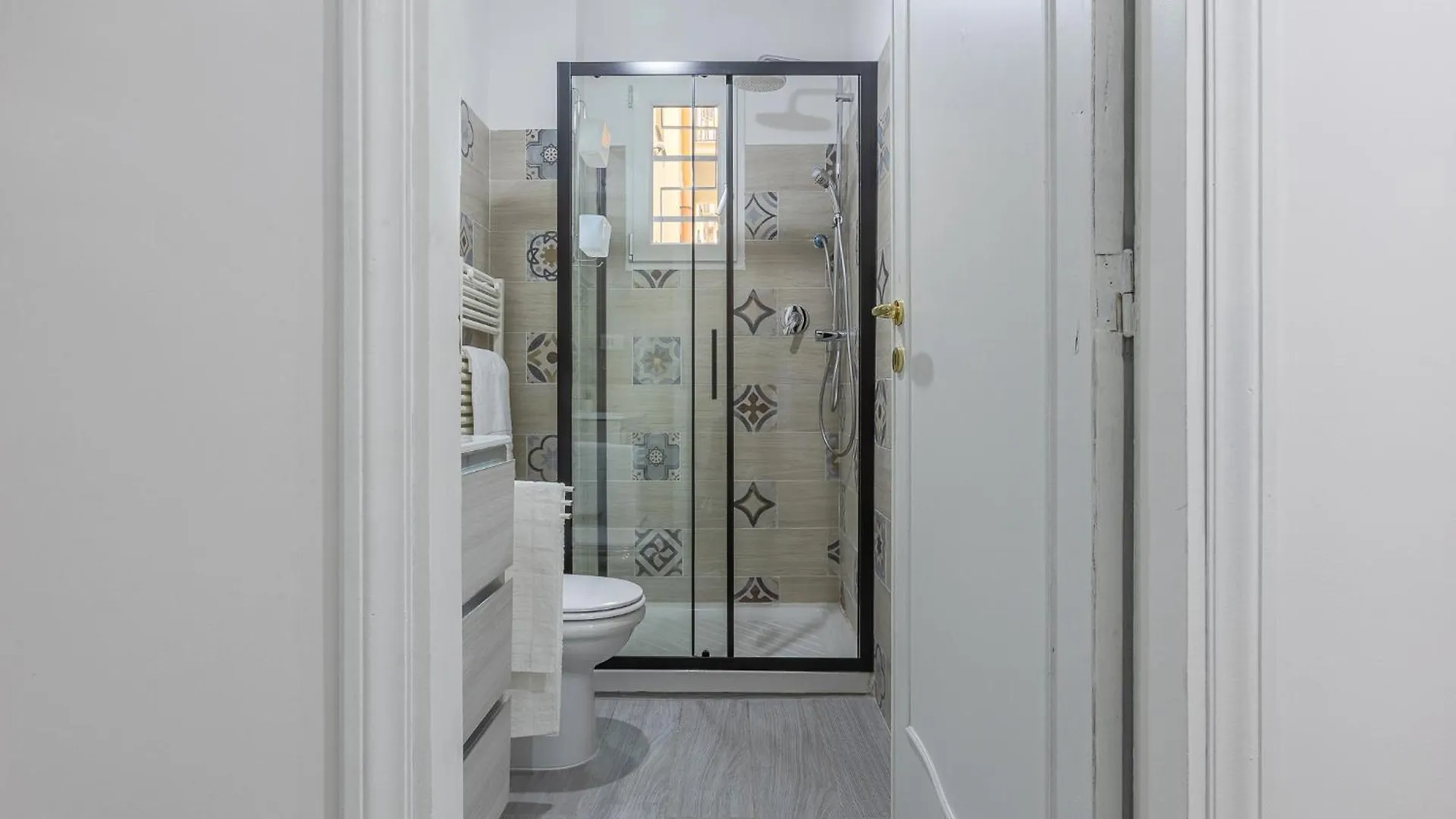Matinum Central & Spacious Apartment Bologna 0*,