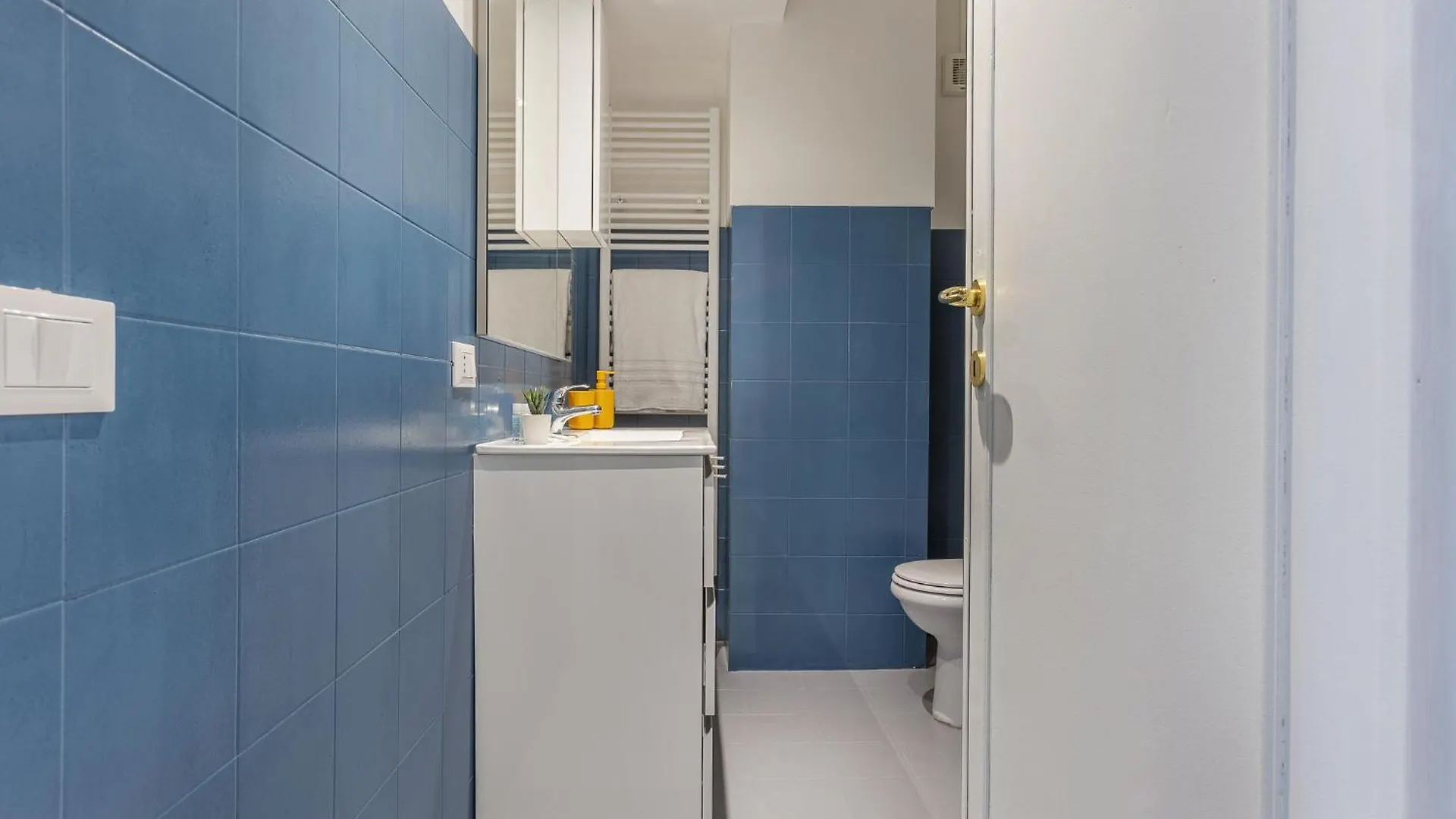 Matinum Central & Spacious Apartment Bologna Italy