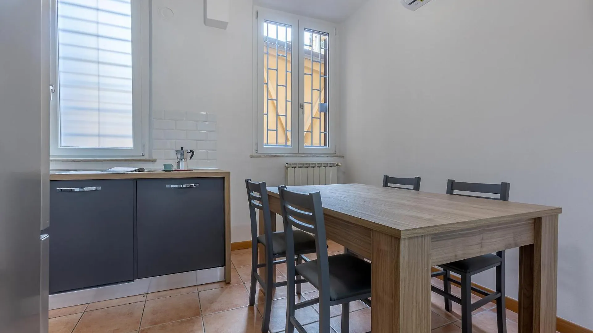 Matinum Central & Spacious Apartment Bologna 0*,