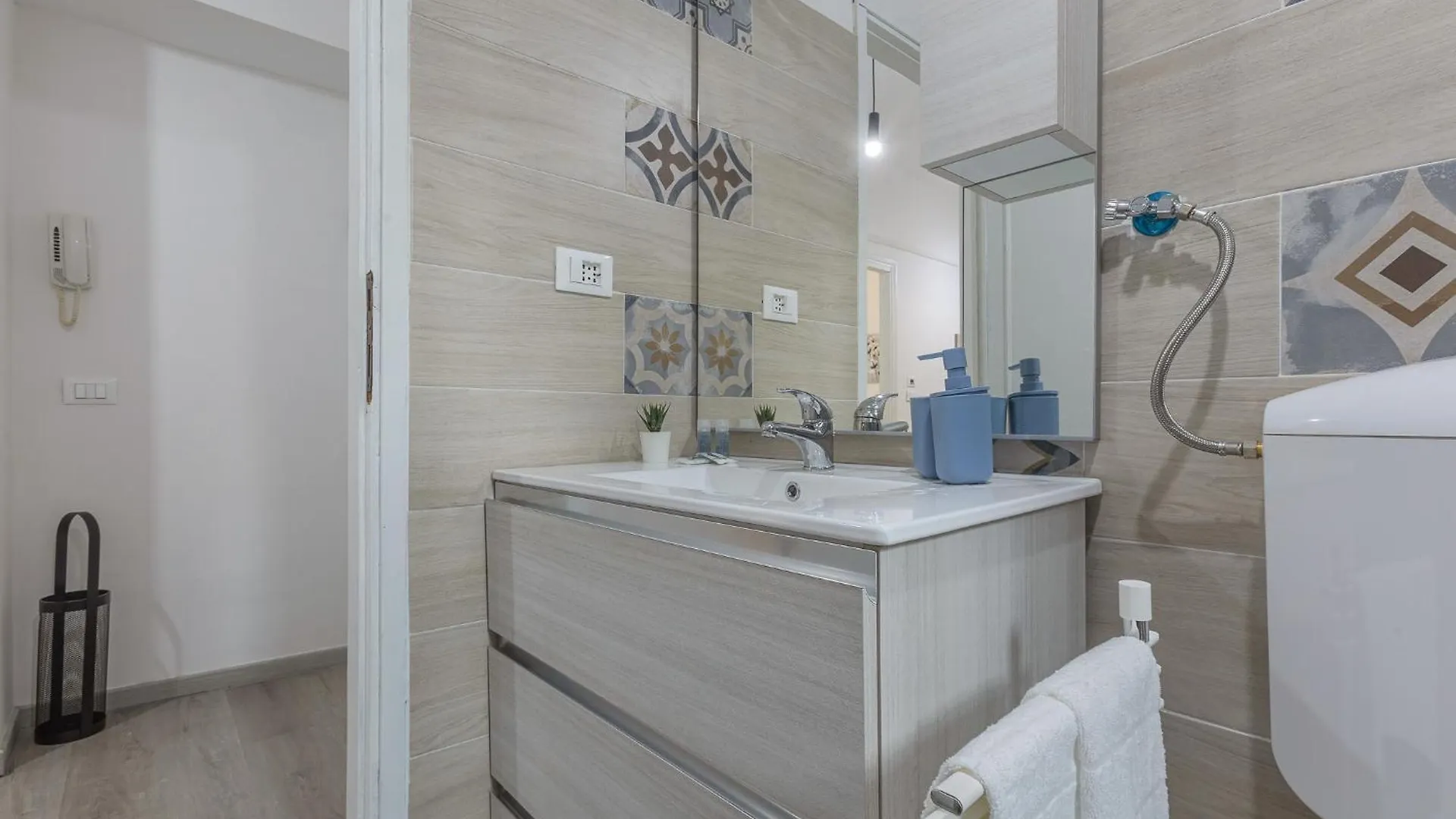 Matinum Central & Spacious Apartment Bologna